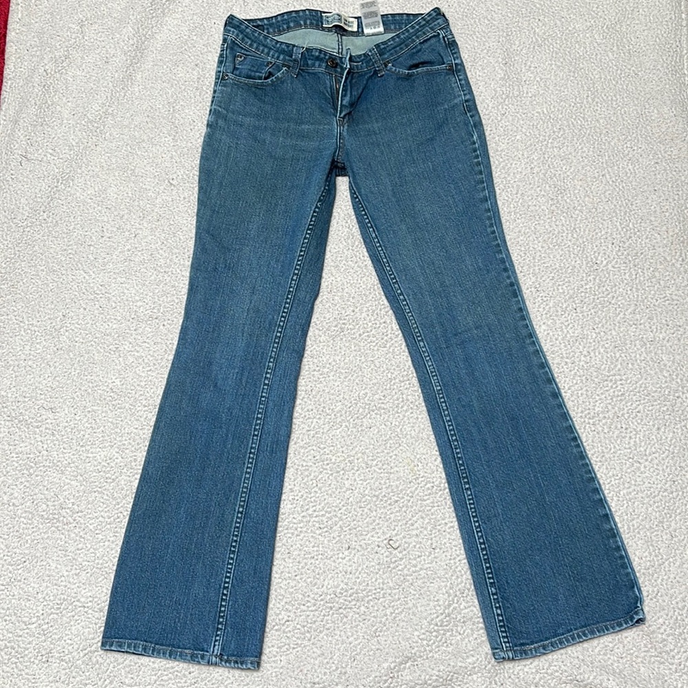 Levi’s low rise boot cut